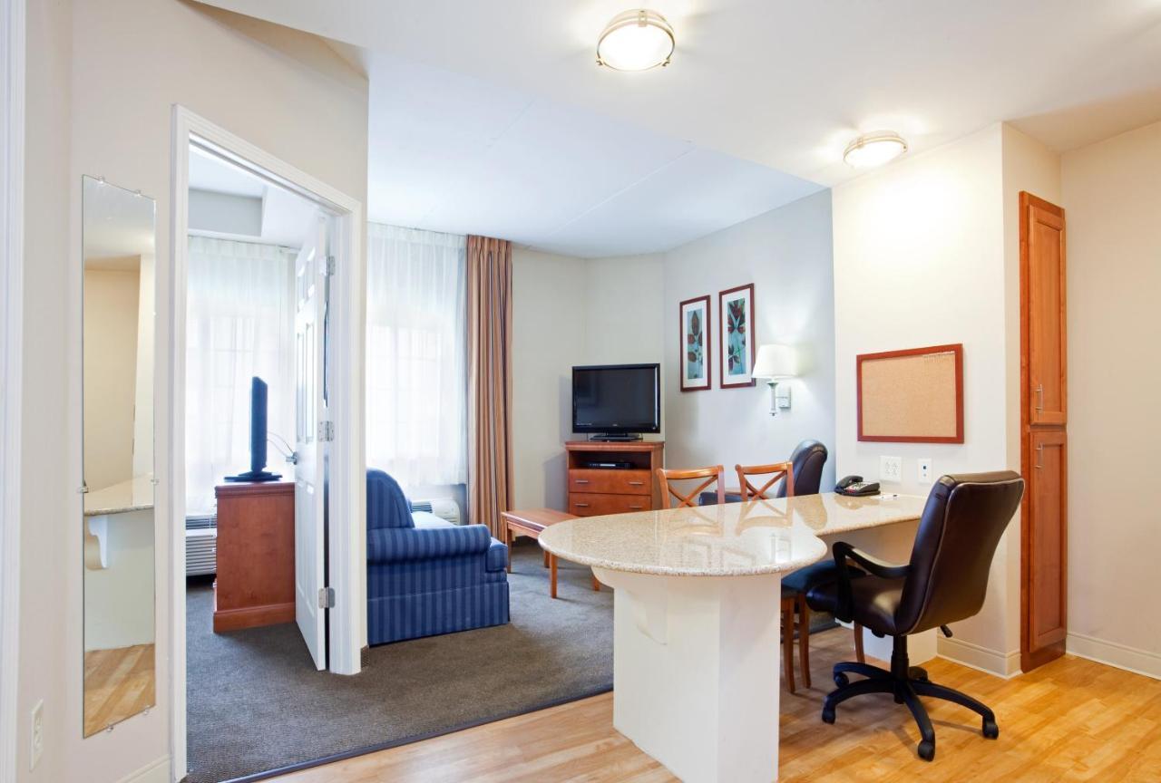 Candlewood Suites Jacksonville By Ihg Esterno foto